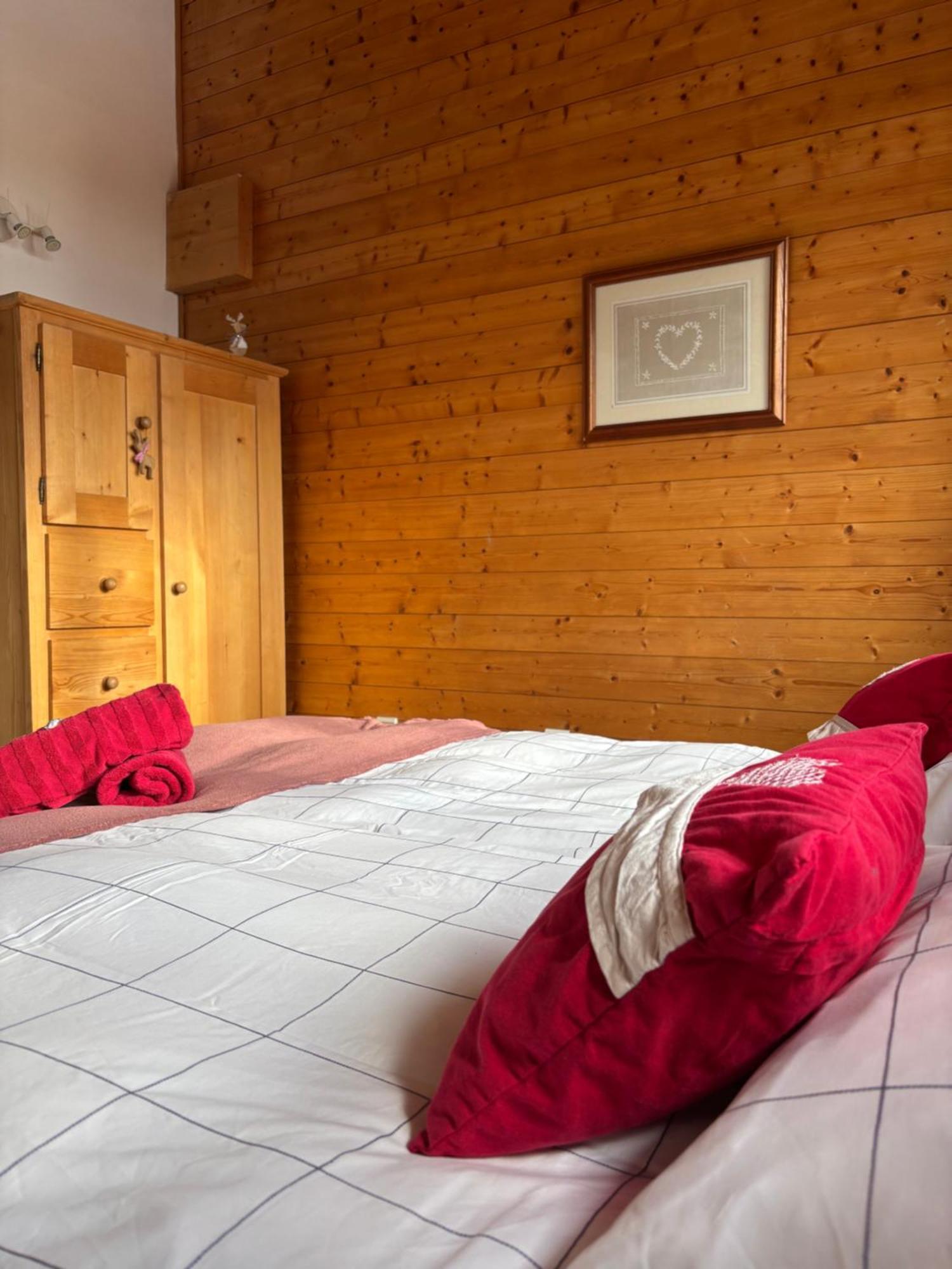 Central Hostel Chatel Ngoại thất bức ảnh